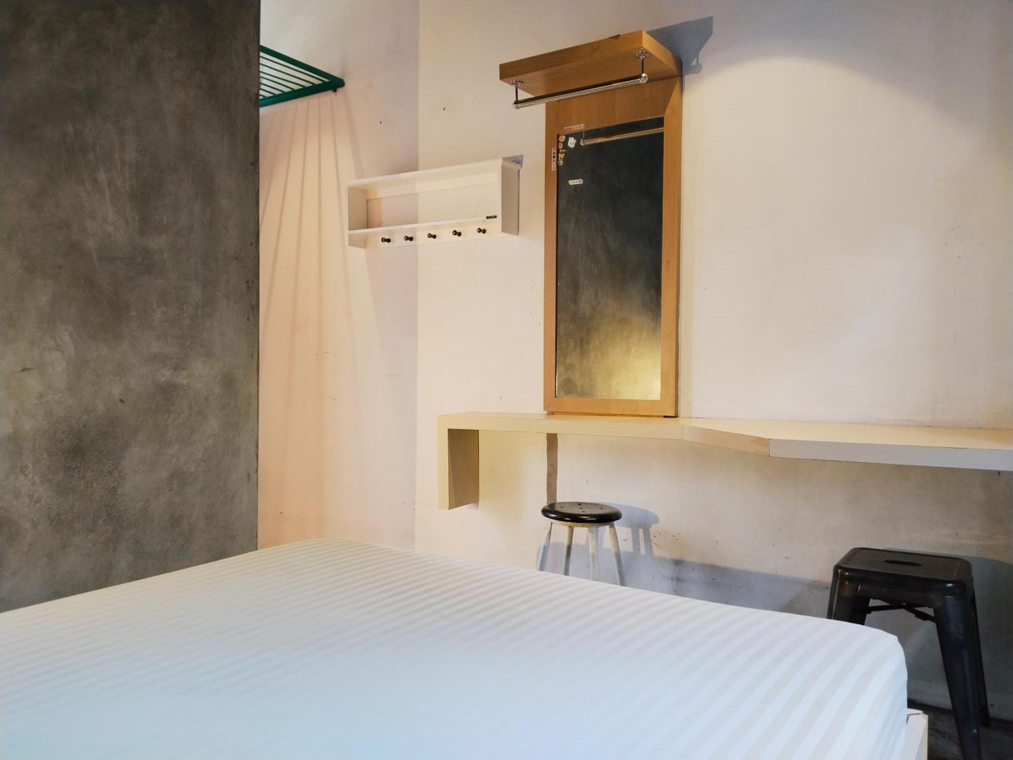 Hotel Rumah Betawi Kalipasir Jakarta